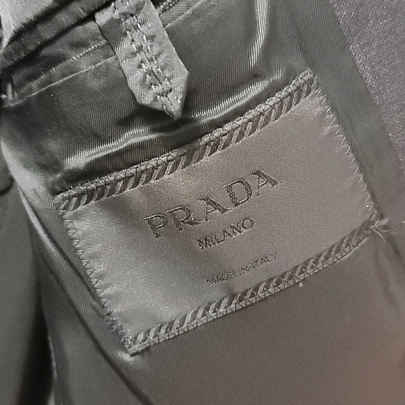 Prada Grey wool blazer, size 36R - Picture 4 of 12